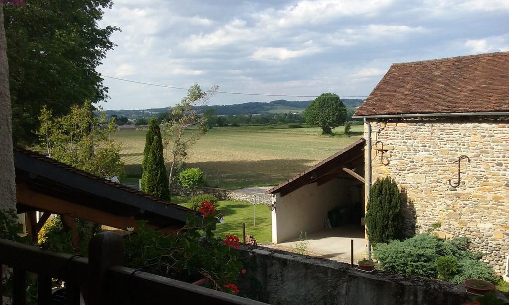 Hotel Chez Bouju Castetnau-Camblong Exterior foto